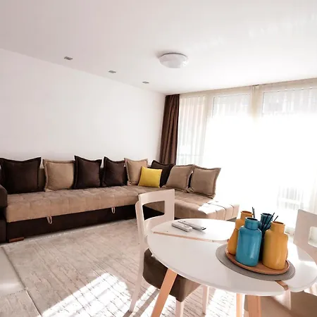 Korzo Prenociste 아파트 *