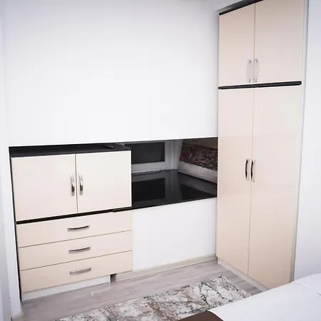 Korzo Prenociste 아파트 노비파자르