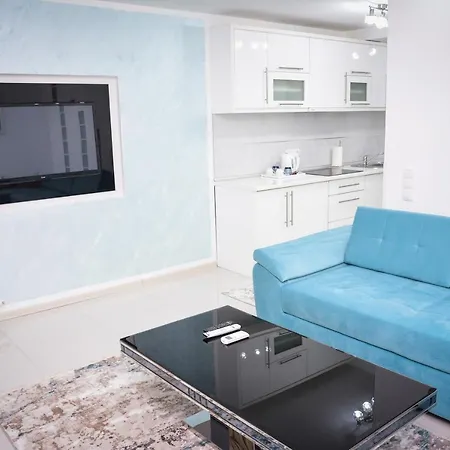 Korzo Prenociste 아파트 노비파자르